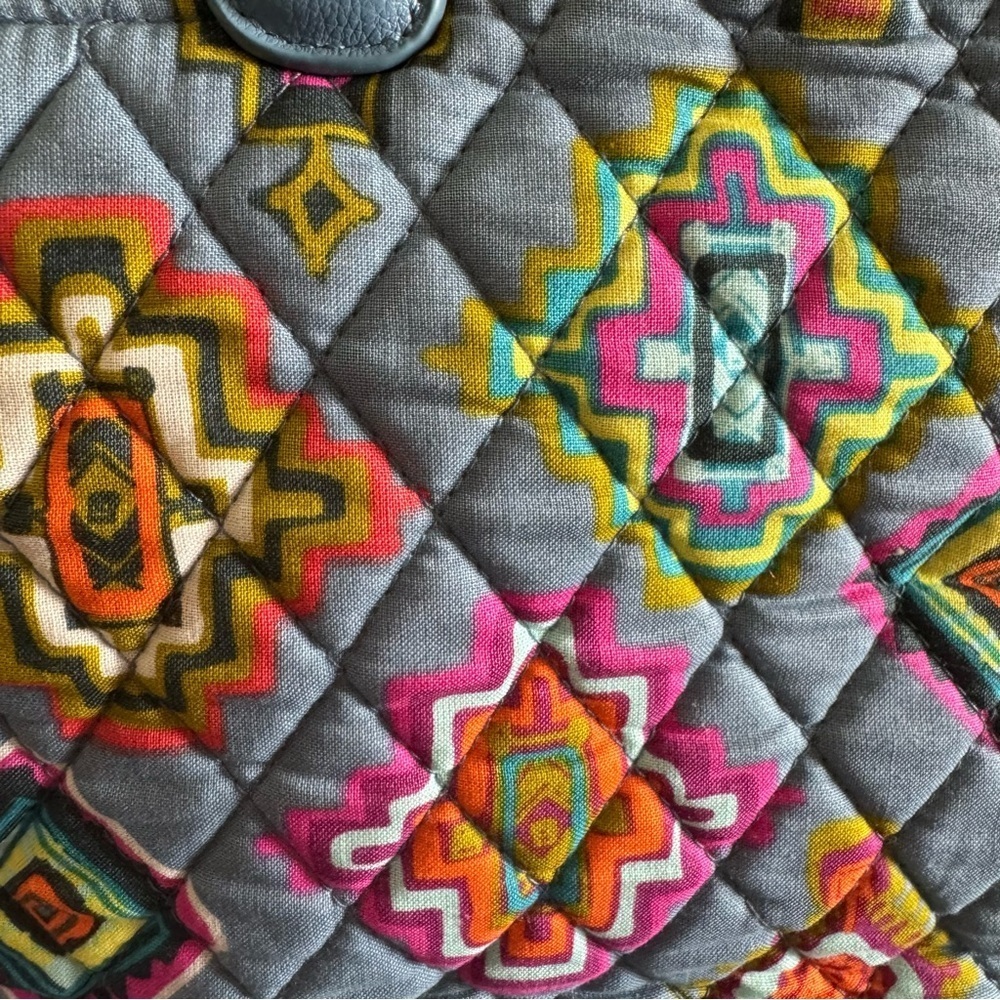 NWT Vera Bradley Day-Off Satchel in Painted Medallions - Picture 10 of 12